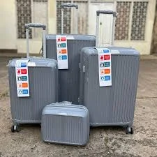 4 in 1 suitcase set - Grey