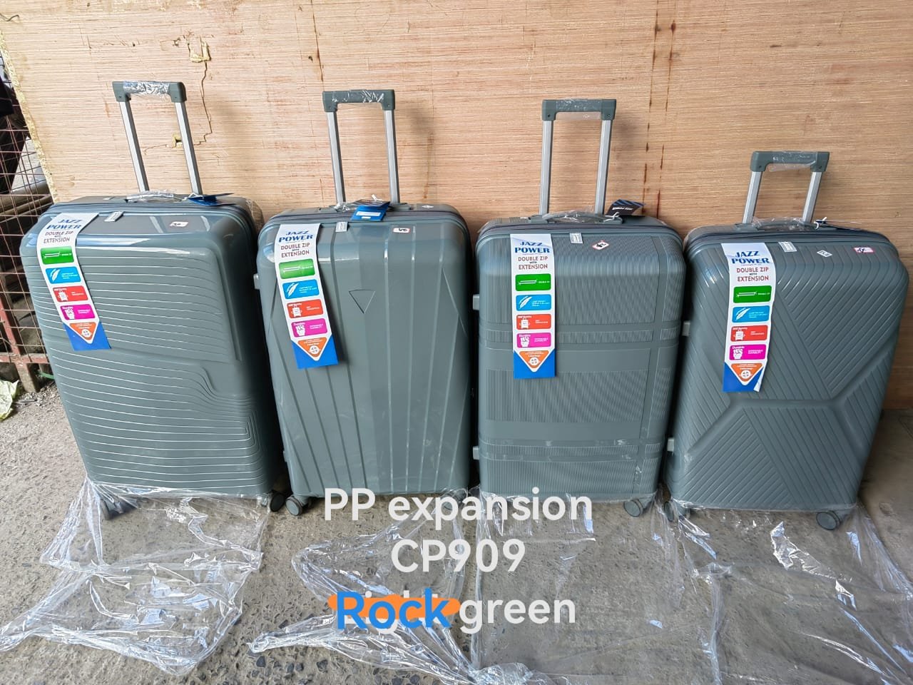 Rubber hard shell suitcase set, large travel luggage set, spinner wheel suitcase, durable travel luggage, 27 inch suitcase, 28 inch luggage, 29 inch suitcase, 30 inch travel bag, hard case luggage set, large capacity travel suitcase